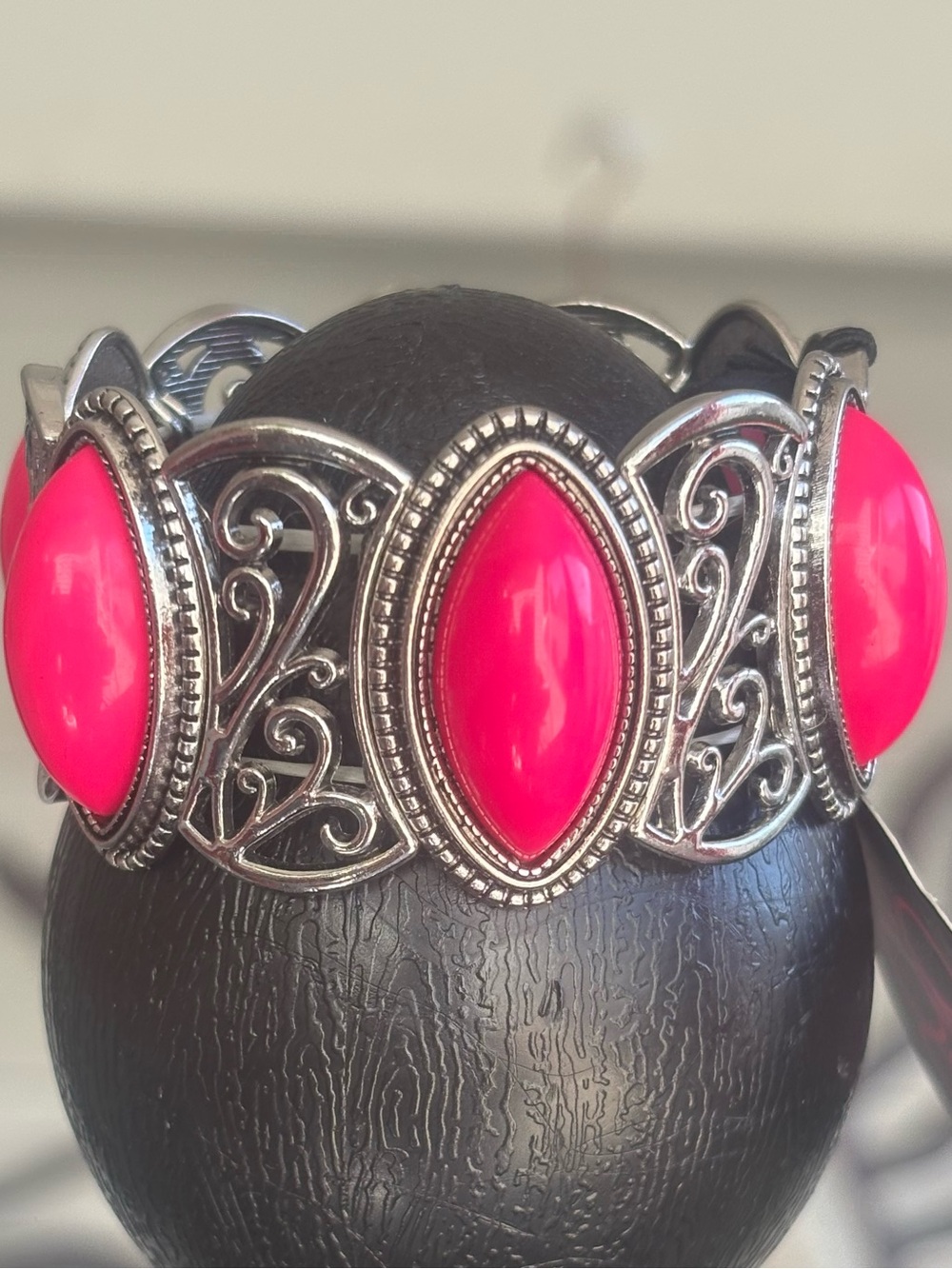 Vintage-Inspired Pink Stone Filigree Bracelet